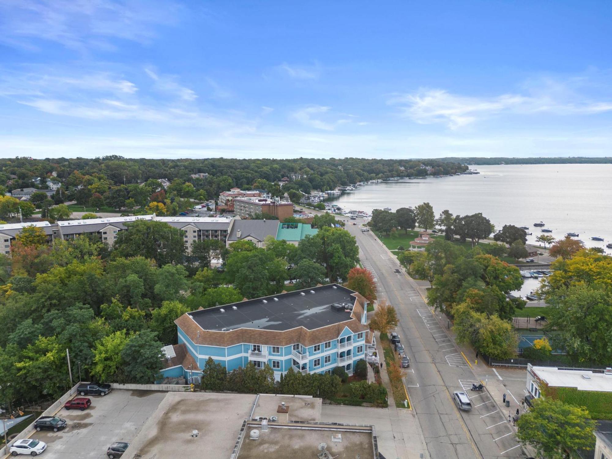 Mill Creek Hotel Lake Geneva Exterior photo